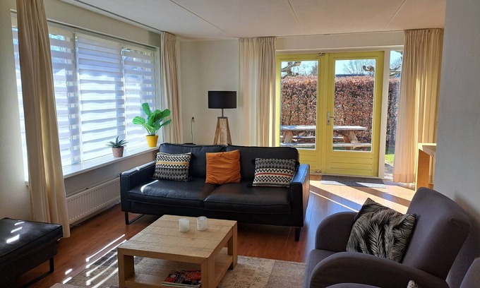 Municipality of Aa en Hunze House | Comfortable, well-kept vacation home on a quiet vacation park in Drenthe