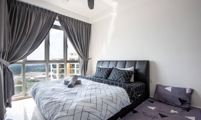 Johor Bahru Apartment | Comfy 3BR Apt @ KSL Daya Near Ikea Tebrau, Parking