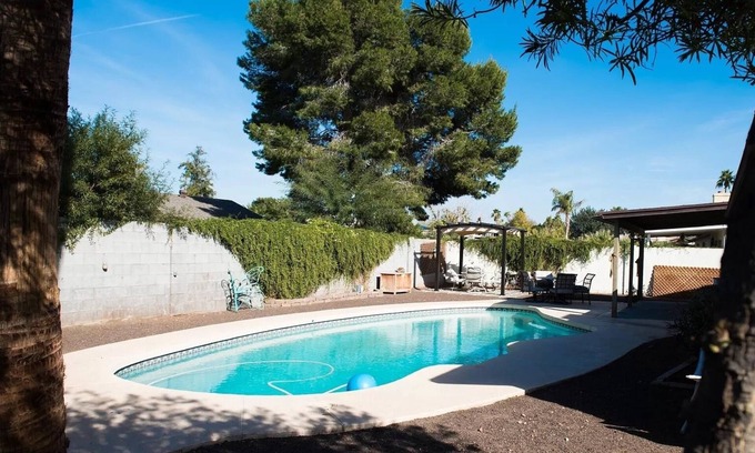 Woodridge House | Comfy Home with Sparkling Pool