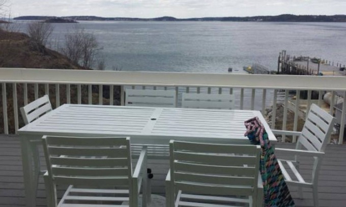 Eastport House | Commanding ocean views from this 3-bedroom house in brilliant Eastport with AC!