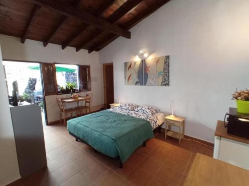 San Juan del Reparo Apartment | Comoda habitacion en Garachico con piscina