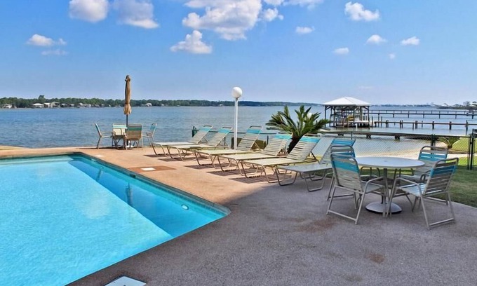 Gulf Shores Condo | Compass Point 205