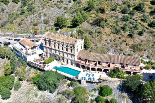 El Chorro Hotel | Complejo Turístico La Garganta