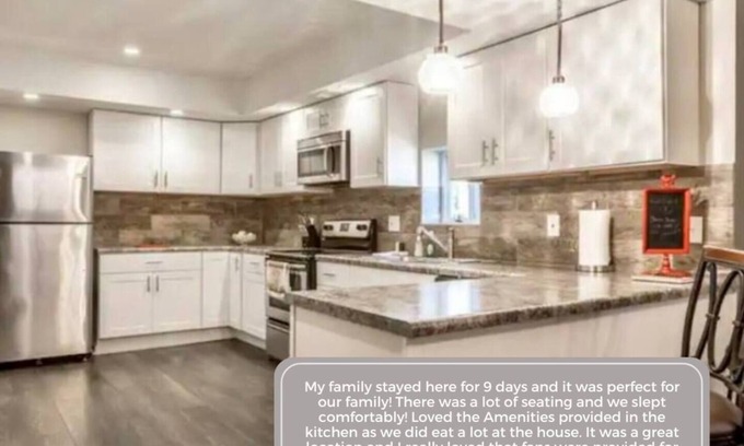 Independence House | Completely updated home a few blocks from the Historic Independence Square