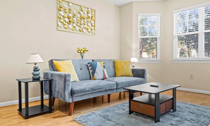 Dilworth Condo | Condo for 30+ Days Stays Near UpTown Charlotte - Free parking