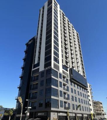 Avenida Revolucion Apartment | Condo Magico en Revolucion TJ