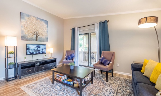 Rock Hill Condo | Condo Suite(15) | 4 Bed 2 Bath | Sleeps 12