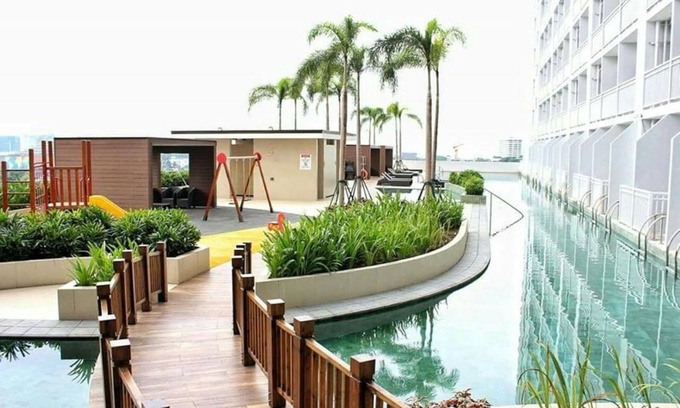 Pasay Condo | Condo Unit With Balcony in Manila