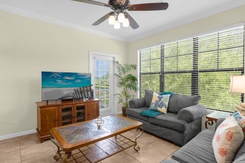 Regal Palms House | Condo with Private Patio - Near Disney's Animal Kingdom
