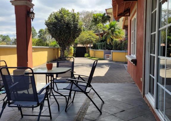 Guachipelin Villa | Condominio en Escazú tipo Villa 3 habitaciones