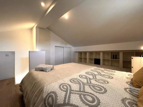 Fontainebleau Apartment | Confort & spacieux