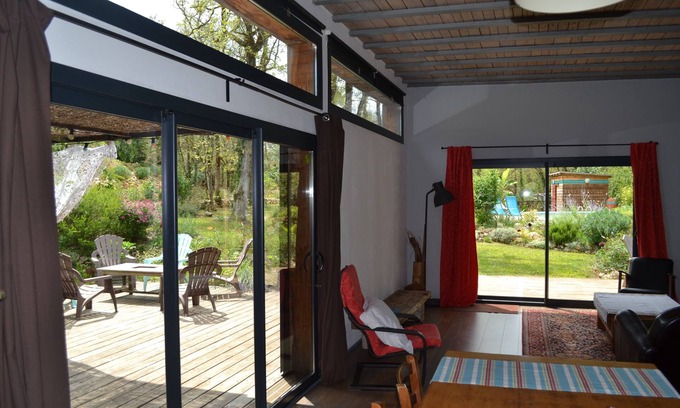 Esclauzels House | Contemporary and ecological wooden house near the Lot valley