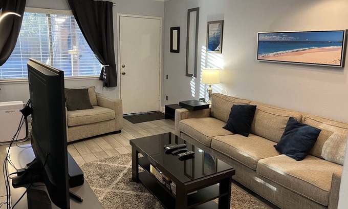 Pleasanton Apartment | Convenient modern travelers ideal home close to downtown and fairgrounds!