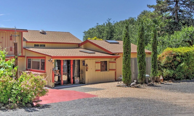 Graton House | Converted Barn in Sebastopol w/Private Patio!