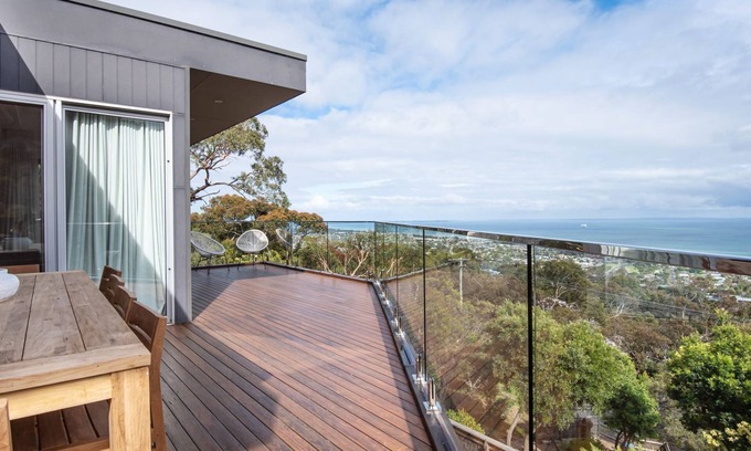 McCrae House | Cook's Lookout McCrae