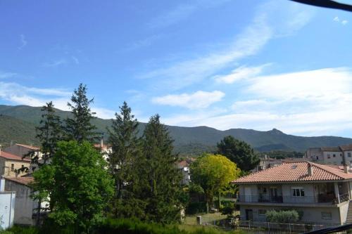 Macanet de Cabrenys Apartment | Cool Breeze Apartment