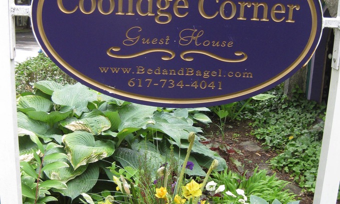 Coolidge Corner South Side House | Coolidge Corner Guest House