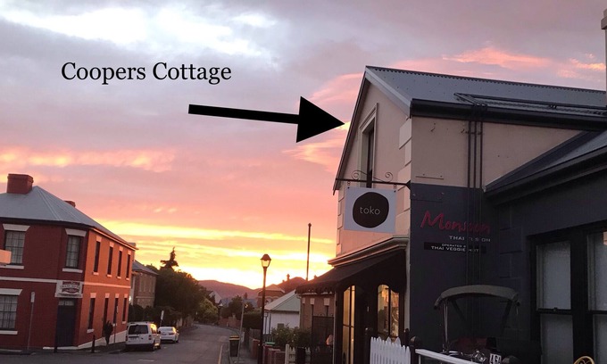 Battery Point Cottage | Coopers Cottage Battery Point