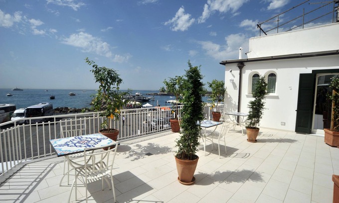 Amalfi Bed & Breakfast | Core Amalfitano City Suites
