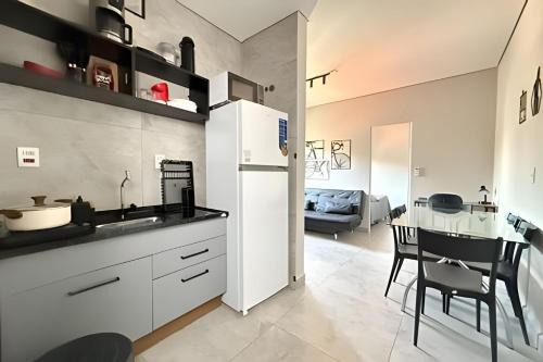 Zona Leste Apartment | Corner of Two Flowers