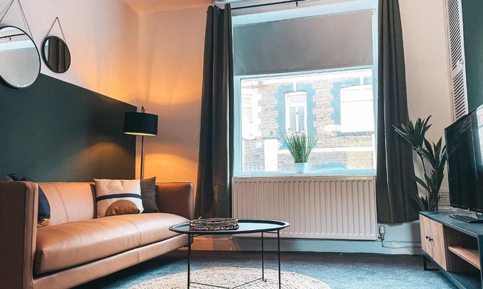 Aberfan House | Coronation House by Solace Stays