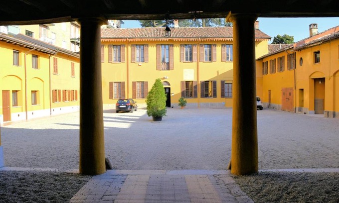 Trezzano sul Naviglio House | Corte Certosina