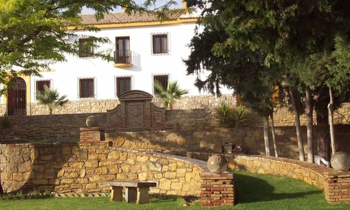 Arjona House | Cortijo Cabañas Rural Apartments. Apt- first left