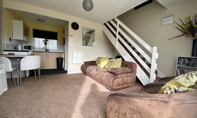Great Yarmouth Ski Chalet | Cosy and Comfortable Holiday Chalet 10 minutes walk to the beach, Norfolk