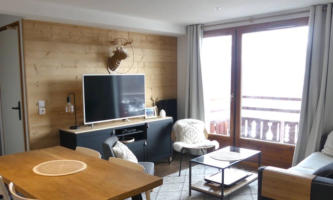 Puy-Saint-Vincent Apartment | Cosy apartment at 1800 with direct access to the slopes