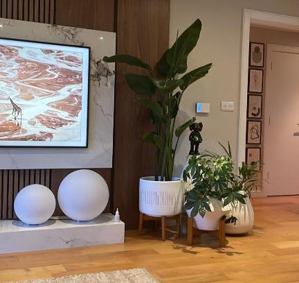 Vassall Bed & Breakfast | Cosy bedroom in Luxury apartment