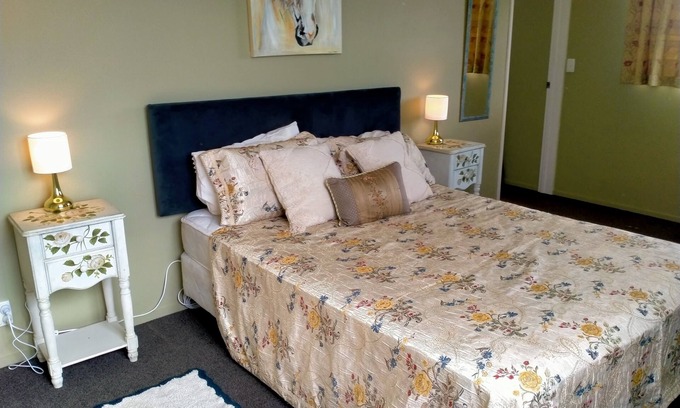 Darfield Cottage | Cosy comfortable, peaceful retreat, 30 mins from Christchurch Airport