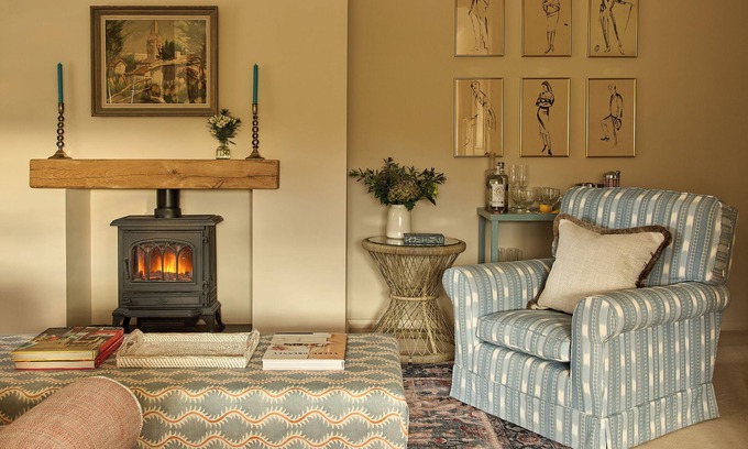 Lower Froyle Cottage | Cosy Cottage
