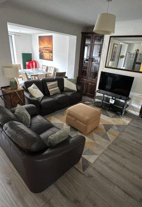 Doncaster Apartment | Cosy home in Doncaster