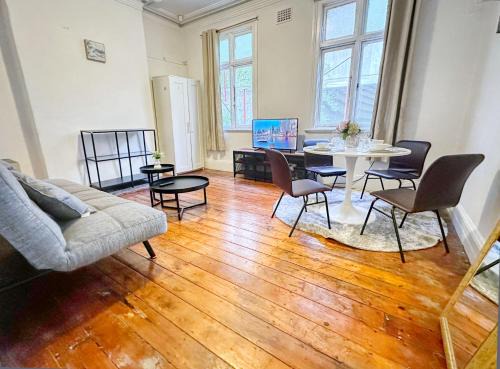 Darlinghurst Apartment | Cosy home in Heart of Inner City - Darlinghurst