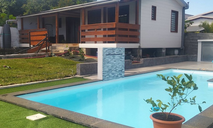 Montvert-les Bas Apartment | Cosy Studio Bamboo Proche de Saint-pierre et de Grande Anse