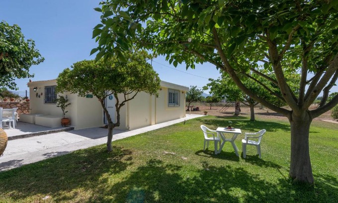 Messini House | COSY, SUNNY AND RELAXING BEACH HOUSE