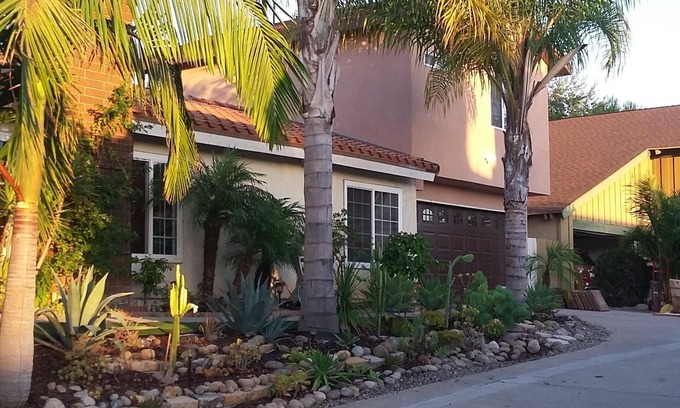 Tierrasanta Apartment | Cottage 1 br/1 bath, 500 sft