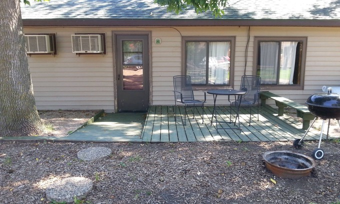 Osakis Cabin | Cottage 4 is great for family gatherings, & fishing on Lake Osakis!