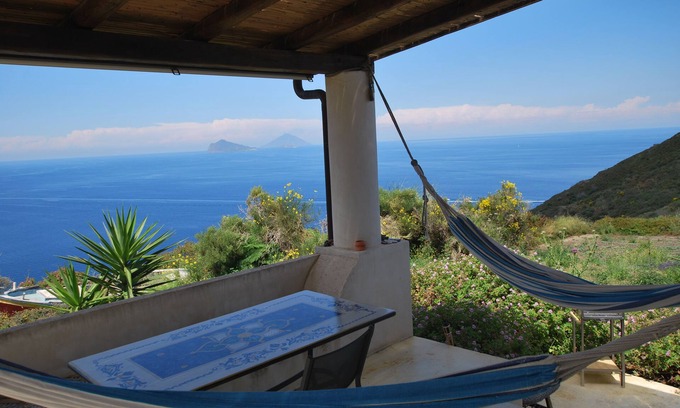 Lipari Villa | Cottage Atollo
