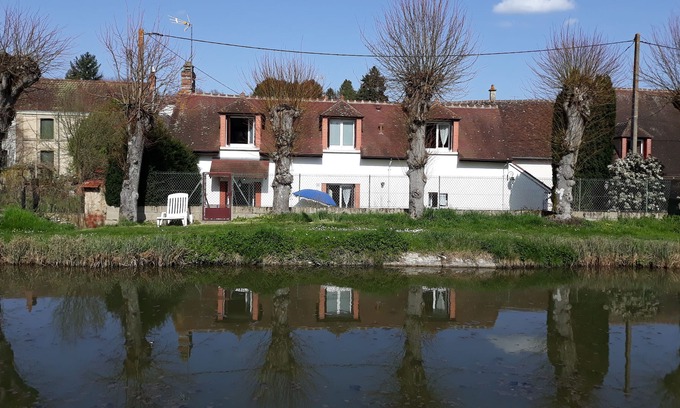 Mennetou-sur-Cher House | Cottage detached house by the canal
