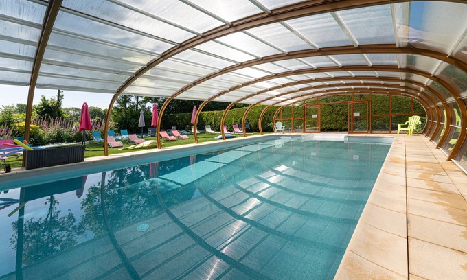 La Vraie-Croix House | Cottage 'Domaine De Lestroué - Île D'arz' with Shared Pool, Private Terrace and Wi-Fi