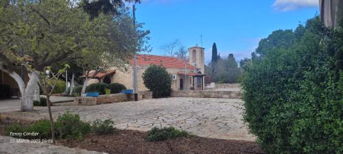 Pano Arodhes House | Cottage in Historic Village & Rooftop Sunset views
