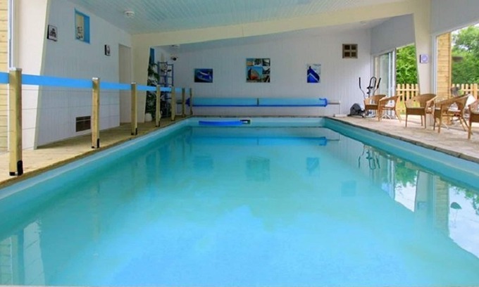 Boufflers House | Cottage Les Songes 10 people with indoor heated pool