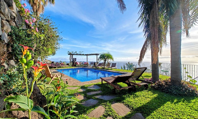 Arco da Calheta Cottage | Cottage Levada, rural retreat with ocean view