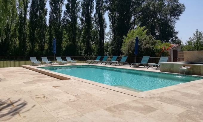 Villelaure House | Cottage on 7 HA Est Full AC, Heated Pool & Spa, Boules Court, Fitness & Sports