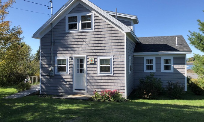 Jonesport House | Cottage on Sawyer’s Cove