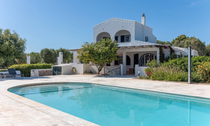 Sant Lluis Cottage | Cottage 'Preciosa' with Private Pool, Wi-Fi and Air Conditioning