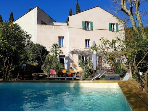 Carqueiranne House | Cottage with swimming pool