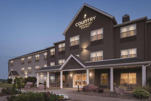 Pella Hotel | Country Inn & Suites by Radisson, Pella, IA