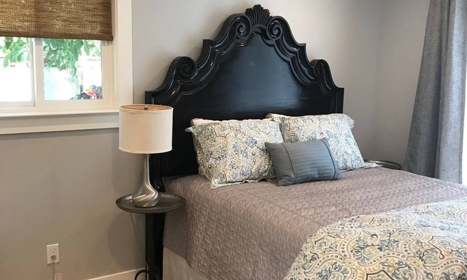 Sonoma Cottage | Country Setting with Private Hot Tub!